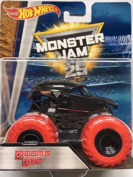 Машина-позашляховик Doom`s Day серії "Monster Jam" Hot Wheels, BHP37/DWN11 DWN11 фото